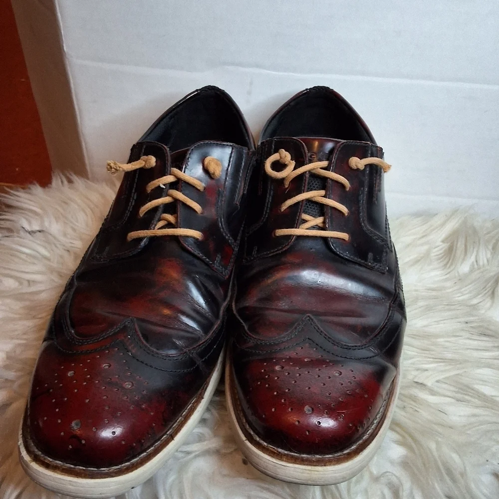 Rockport Total Motion Wingtip Mahoghany Ombre Tone TIe Shoes 10.5